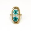 Anillo retro con flores azules