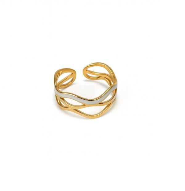 Anillo elegante ondas