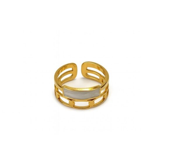 Anillo elegante cuadrado