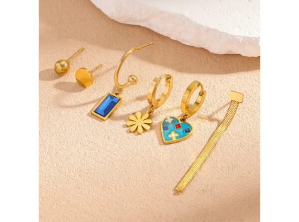 Aretes románticos brillantes