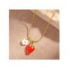 Cadena con dije de fresa y flor