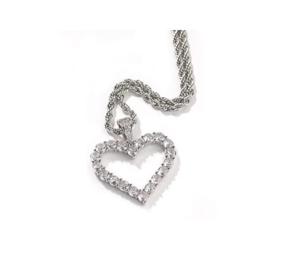 Cadena moderna dije corazón