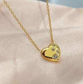 Cadena con dije de corazón